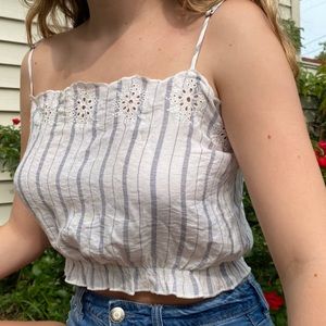 RUFFLED CROPPED TANK